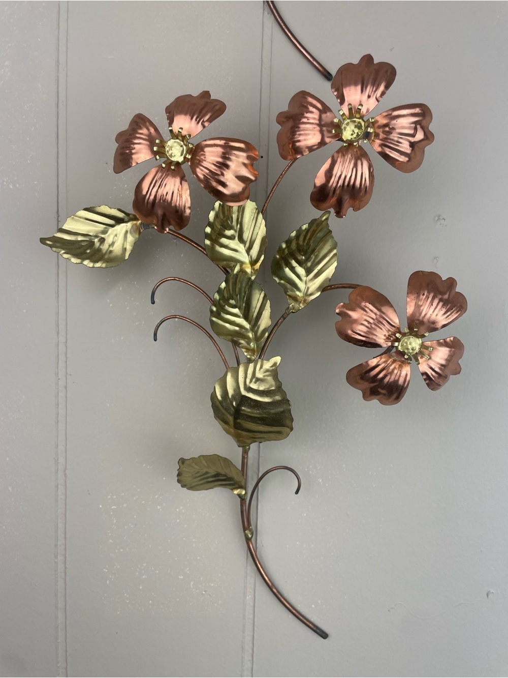 Vintage Homco Brass and Copper Metal Floral Mid Century Wall Art Pieces (2) - Picture 7 of 7